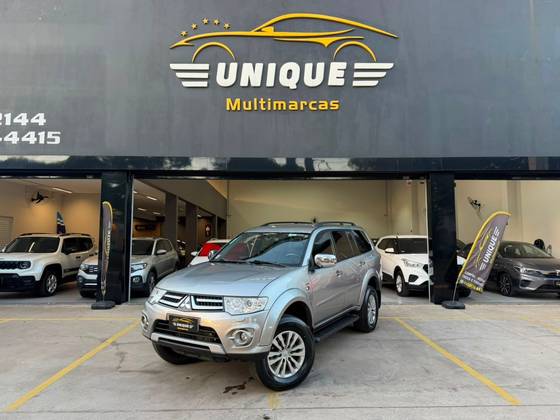 MITSUBISHI PAJERO 3.5 HPE 4X4 7 LUGARES V6 24V FLEX 4P AUTOMÁTICO MITSUBISHI PAJERO 3.5 HPE 4X4 7 LUGARES V6 24V FLEX 4P AUTOMÁTICO